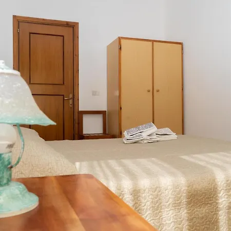 Casa Secci Апартаменты Санта-Мария-Наварезе