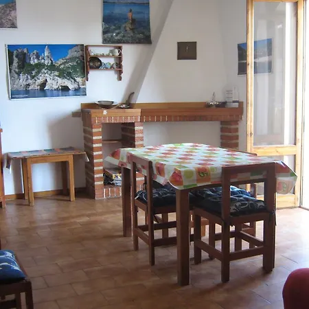 Casa Secci * سانتا ماريا نافاريز